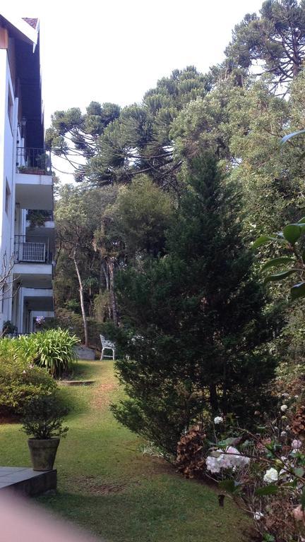Apartamento Em Condominio Campos do Jordão Exteriör bild